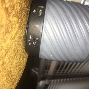 Ligh up speak with charger